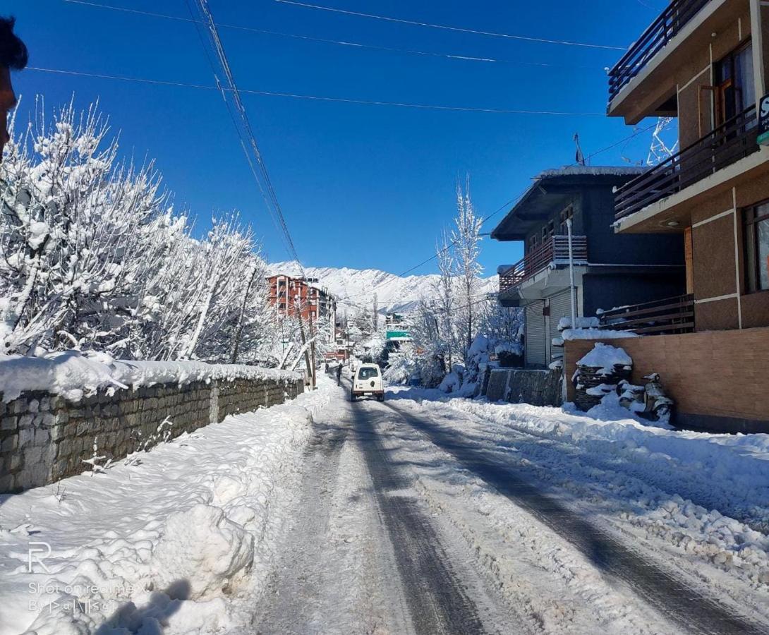 Hotel Shami Inn Manali Stz-1001 Манали Экстерьер фото